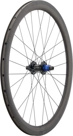 Tune Set De Roues Schwarzbrenner 45 3.0 Disc Center Lock 28" -Fournitures Pour Vélos 431406