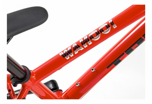 VTT Enfant 2023 Trek Wahoo 24'' Shimano Acera / Altus 8V Rouge / Noir 4 VTT Enfant 2023 Trek Wahoo 24'' Shimano Acera / Altus 8V Rouge / Noir – Image 2